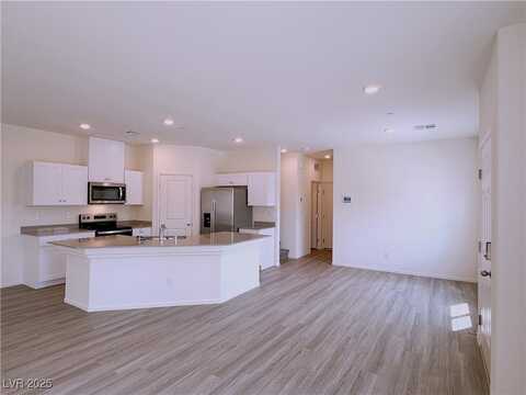 7915 Pandora Sky Street, North Las Vegas, NV 89084