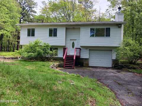 142 Squirrel Road, Dingmans Ferry, PA 18328