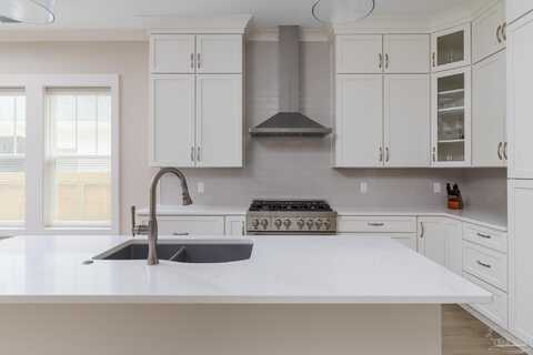 1512 E Hatton St, Pensacola, FL 32503