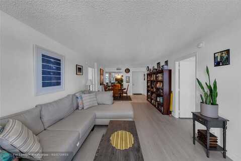 531 N Ocean Blvd, Pompano Beach, FL 33062