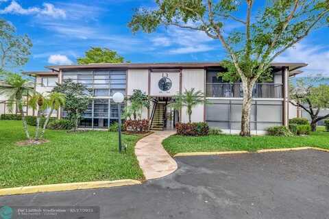 9460 S Belfort Cir, Tamarac, FL 33321