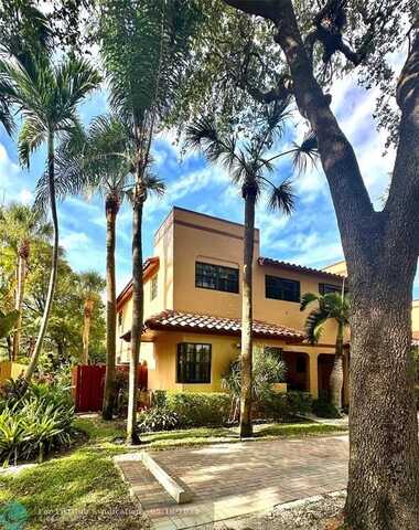 281 NE 16th Pl, Fort Lauderdale, FL 33305