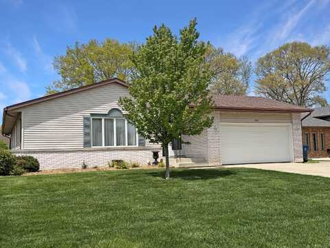 930 Brooke Lane, Schererville, IN 46375