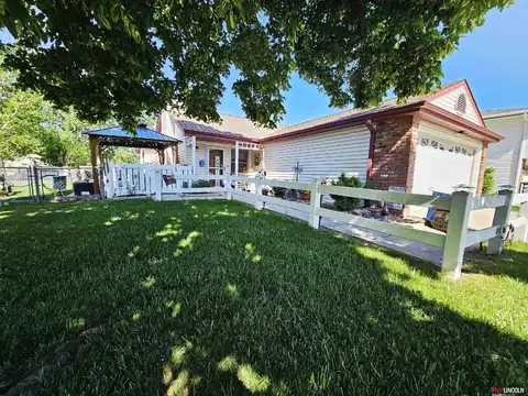 10531 N 137 Street, Waverly, NE 68462