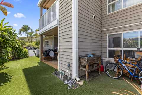 50 Koiula Ln, Kahului, HI 96732