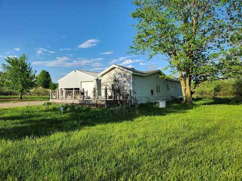 6464 Decker Road, Orleans, MI 48865