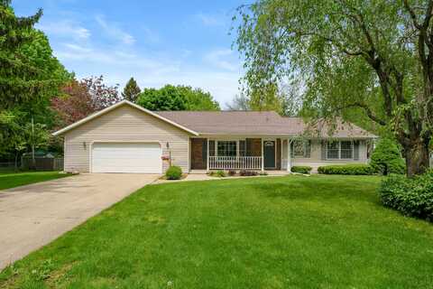 220 W South St, Vicksburg, MI 49097