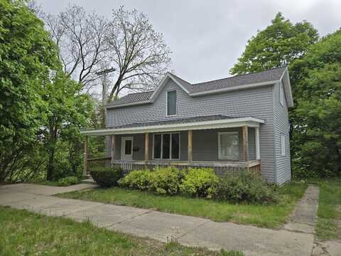 132 N Stewart Street, Big Rapids, MI 49307