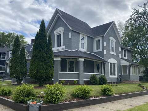 1801 College Avenue SE, Grand Rapids, MI 49507
