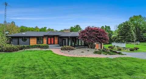 8411 Jordan Road, Grand Blanc, MI 48439