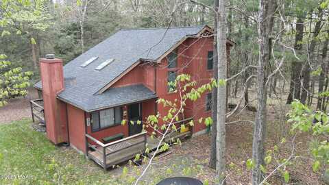 109 Arrowhead Drive, Newfoundland, PA 18445