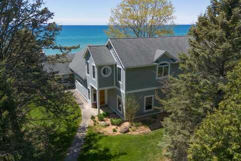 3801 N Scenic Drive, Muskegon, MI 49445