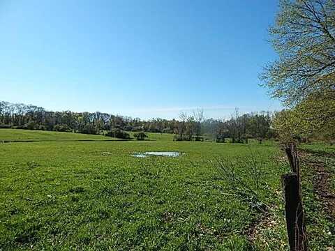 565 W Leonard Road, Leonard, MI 48367