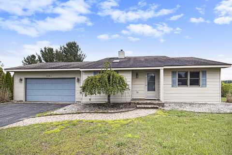 6001 Dover Lane, Traverse City, MI 49684
