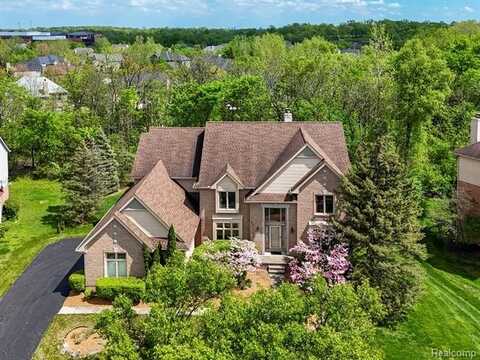 6671 CHELSEA Bridge, West Bloomfield, MI 48322