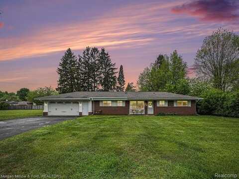 6681 PEAR Lane, Clarkston, MI 48346