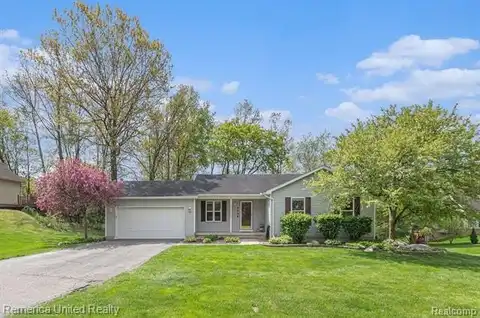 2438 MELVIN Drive, Howell, MI 48843