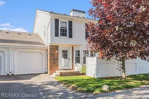 42173 OLD POND Circle, Plymouth, MI 48170