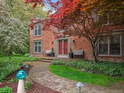 1533 PLEASANT Court, Birmingham, MI 48009