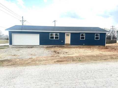 401 W Adamson Street, Miller, MO 65707