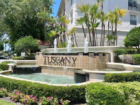 2105 Tuscany Way, Boynton Beach, FL 33435