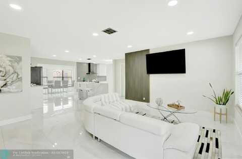 400 NW 20th St, Wilton Manors, FL 33311
