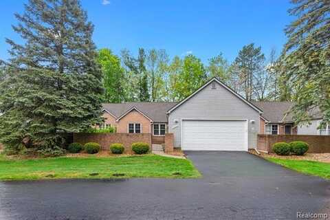 23033 FARMINGTON Road, Farmington, MI 48336