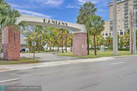 604 NE 2nd St, Dania Beach, FL 33004