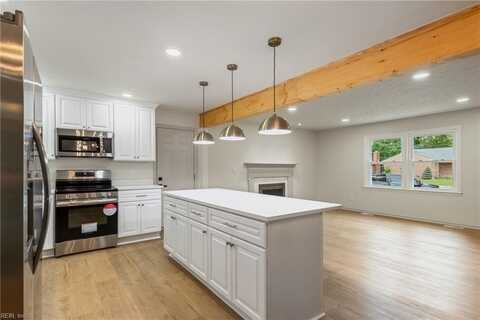 312 Lynchburg Drive, Newport News, VA 23606