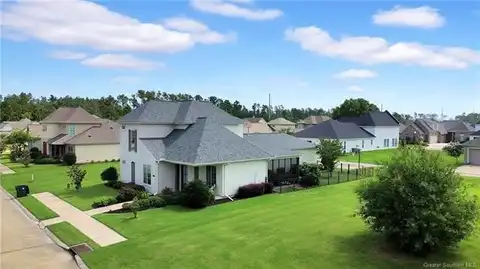 5813 Shining Way Street, Lake Charles, LA 70605