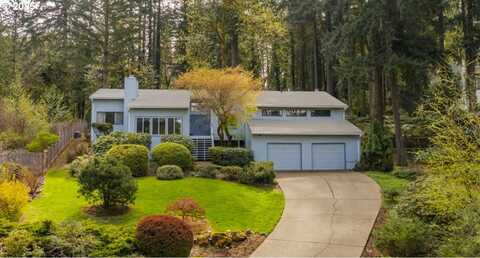 2 ESSEX CT, Lake Oswego, OR 97034