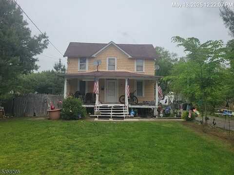 20 Newark Pompton Tpke, Pequannock, NJ 07440