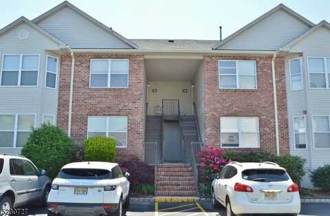 16 Donna Dr, East Hanover, NJ 07936