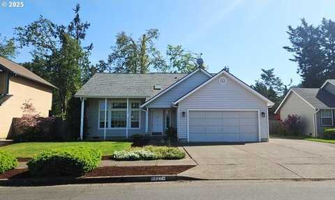 6827 D ST, Springfield, OR 97478