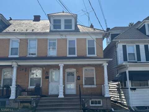 402 Thomas St, Phillipsburg, NJ 08865