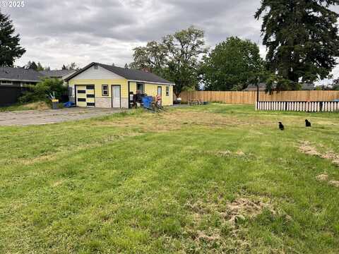 2305 CARLSON RD, Vancouver, WA 98661