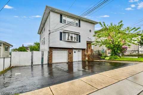 104 Grove Street, Elmwood Park, NJ 07407