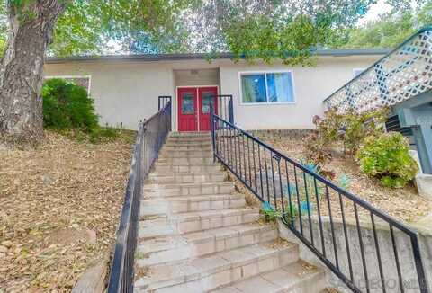 12817 Castle Court, Lakeside, CA 92040