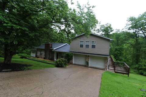 905 Daniel Boone Trail, Hurricane, WV 25526