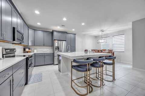16369 Oakview Drive, Lake Wales, FL 33470
