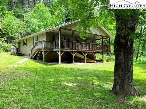 1581 River Front Drive, Jefferson, NC 28640