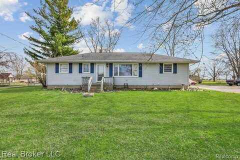 3983 PEET Road, New Lothrop, MI 48460