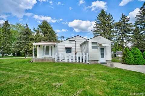 6154 Roberta Street, Burton, MI 48509