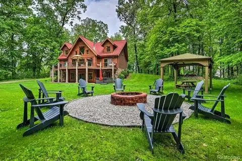 4380 DONNELY Road, Jackson, MI 49201