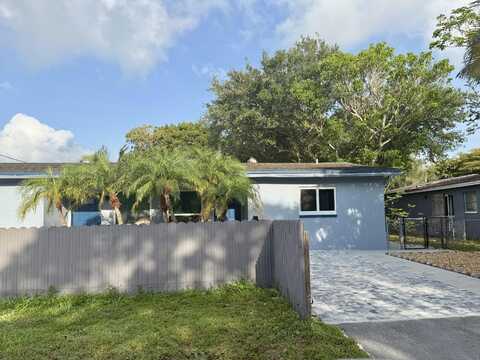 5121 SW 43 Ter Terrace, Dania Beach, FL 33004