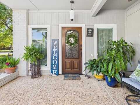 704 Bunny Rabbit Rd, Athens, TX 75751