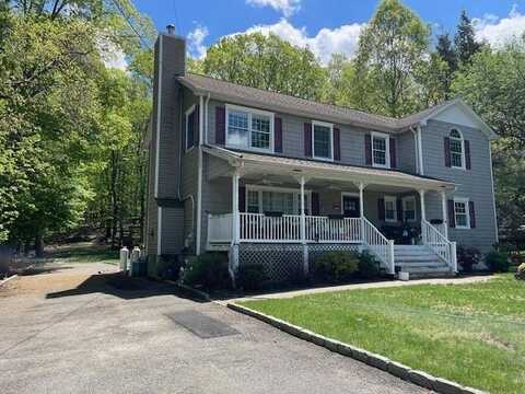 16 OAK LANE, Randolph, NJ 07869