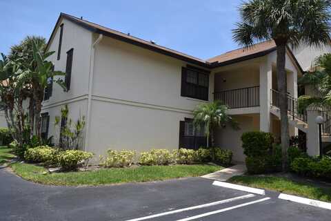 3353 Jog Park Dr, Greenacres, FL 33467