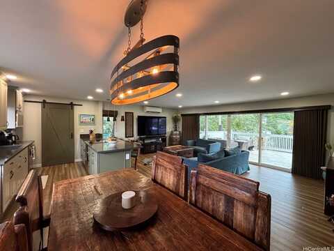 1234 Lola Place, Kailua, HI 96734