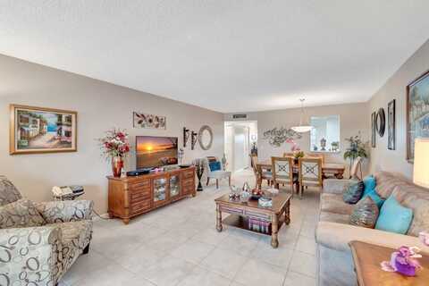 14747 Cumberland Drive, Delray Beach, FL 33446